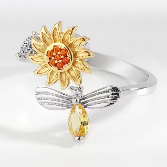 Charming Silver Sunflower Zircon Rotatable Ring Size 7 - Picture 3 of 3